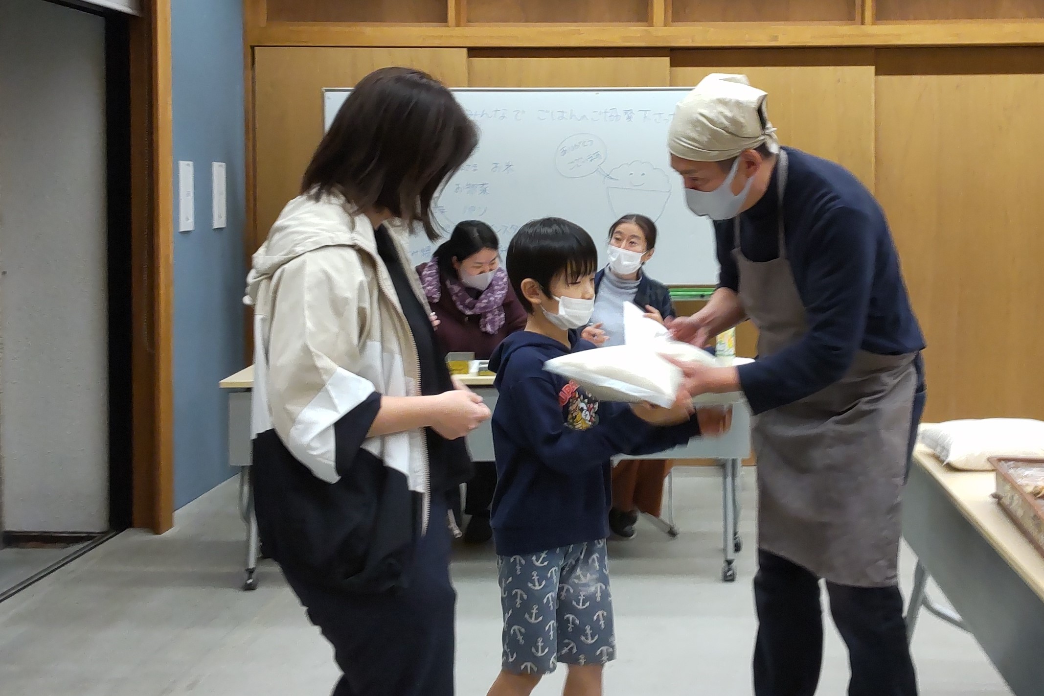 【ご報告】こども食堂（ソーネみんなでごはん）お弁当配布会がありました